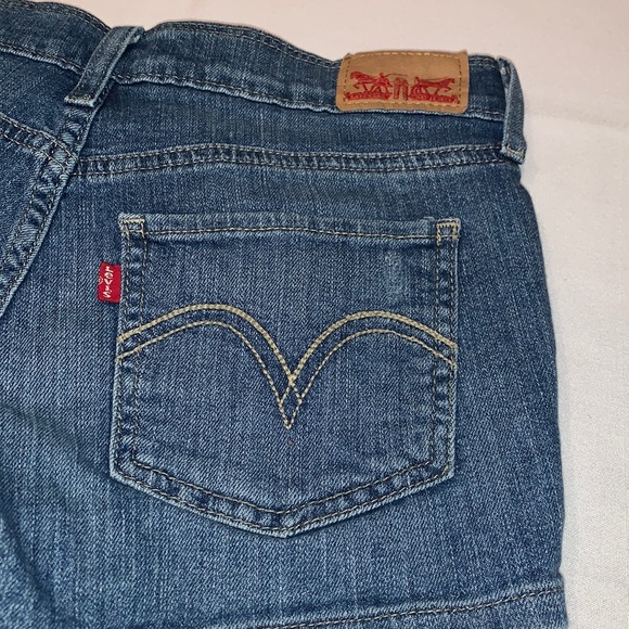 Levi's  Jean shorts - Picture 5 of 6